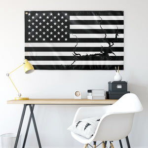 Lake Oroville Black & White American Boat Flag Wall Art 